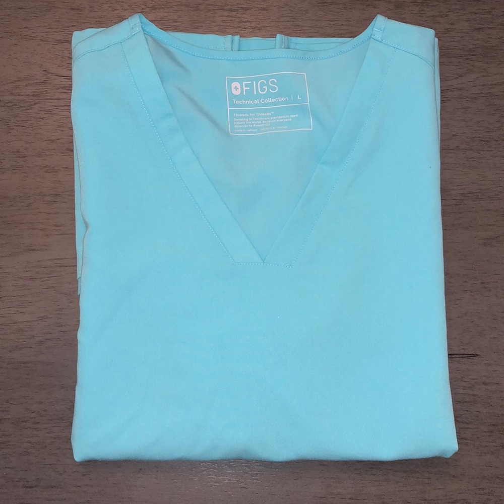 Figs Neon Blue 2 pocket scrub top